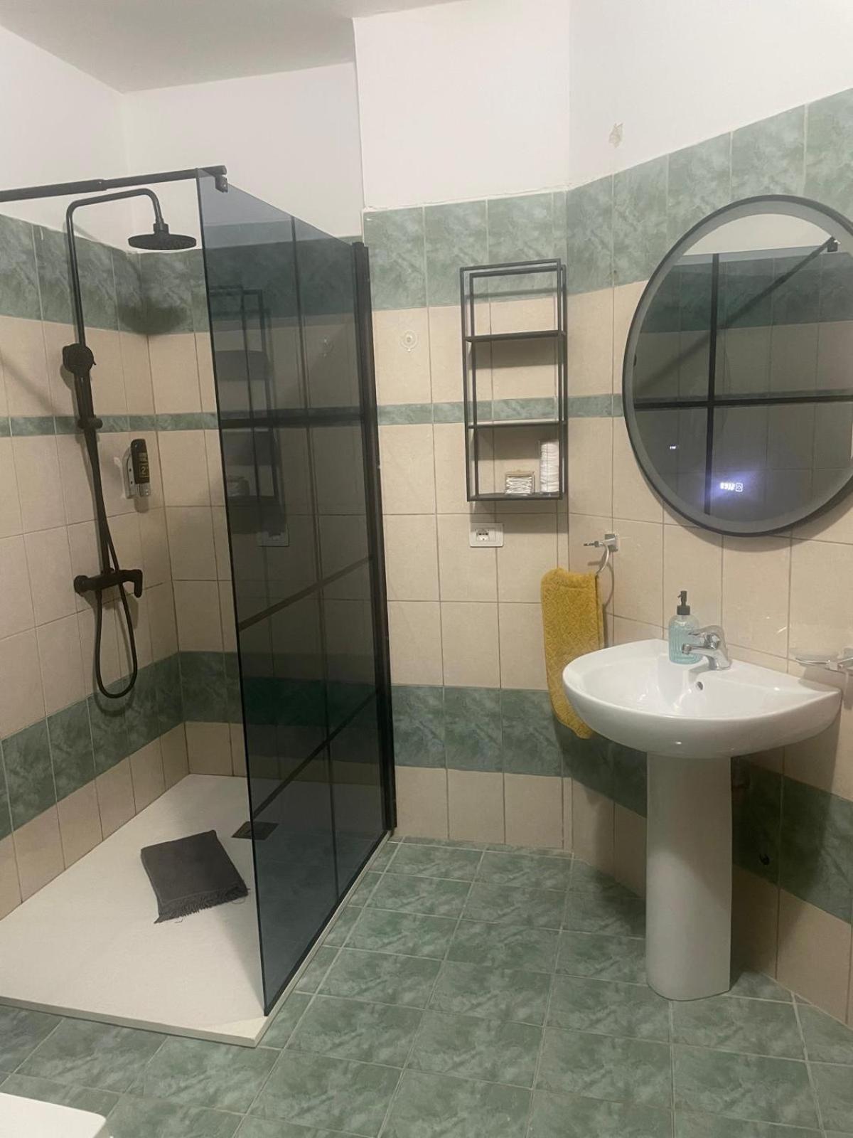 סרנדה Janko Elite Apartment מראה חיצוני תמונה
